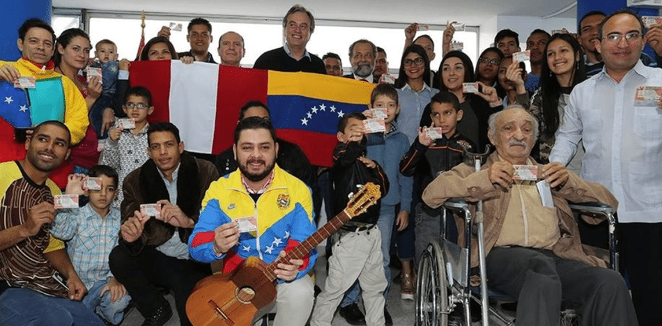 Perú facilita migración de venezolanos: reconocerá sus títulos universitarios